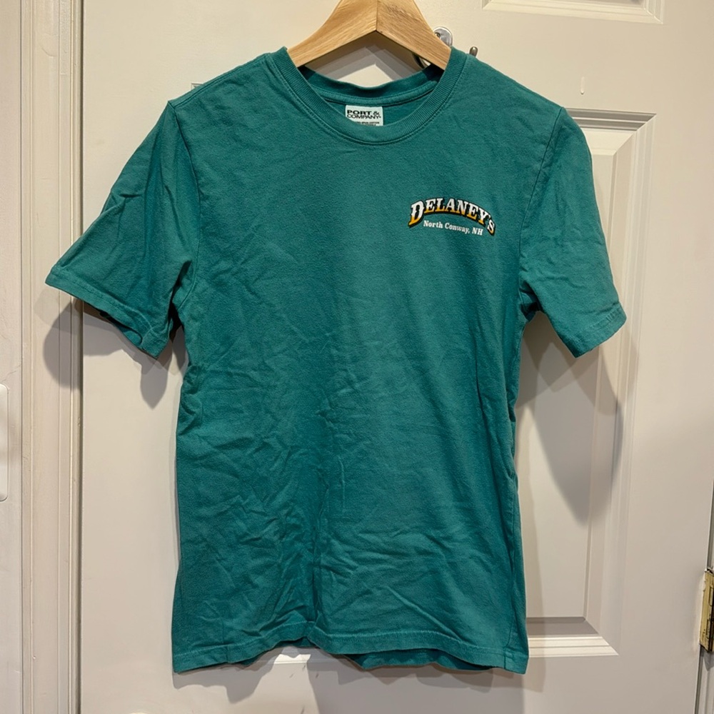 Delaney’s Hole in the Wall t-shirt, youth size large